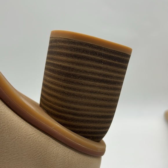 2271- Korks Ankle Boots Cream Colors Size 9.5 M NWT - Picture 10 of 14